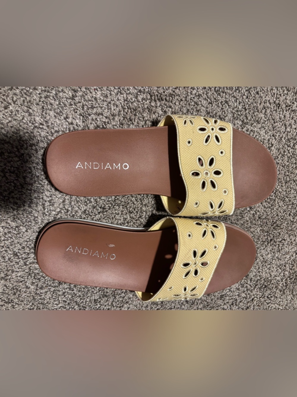 Women's Yellow Floral Cutout andiamo Sandals